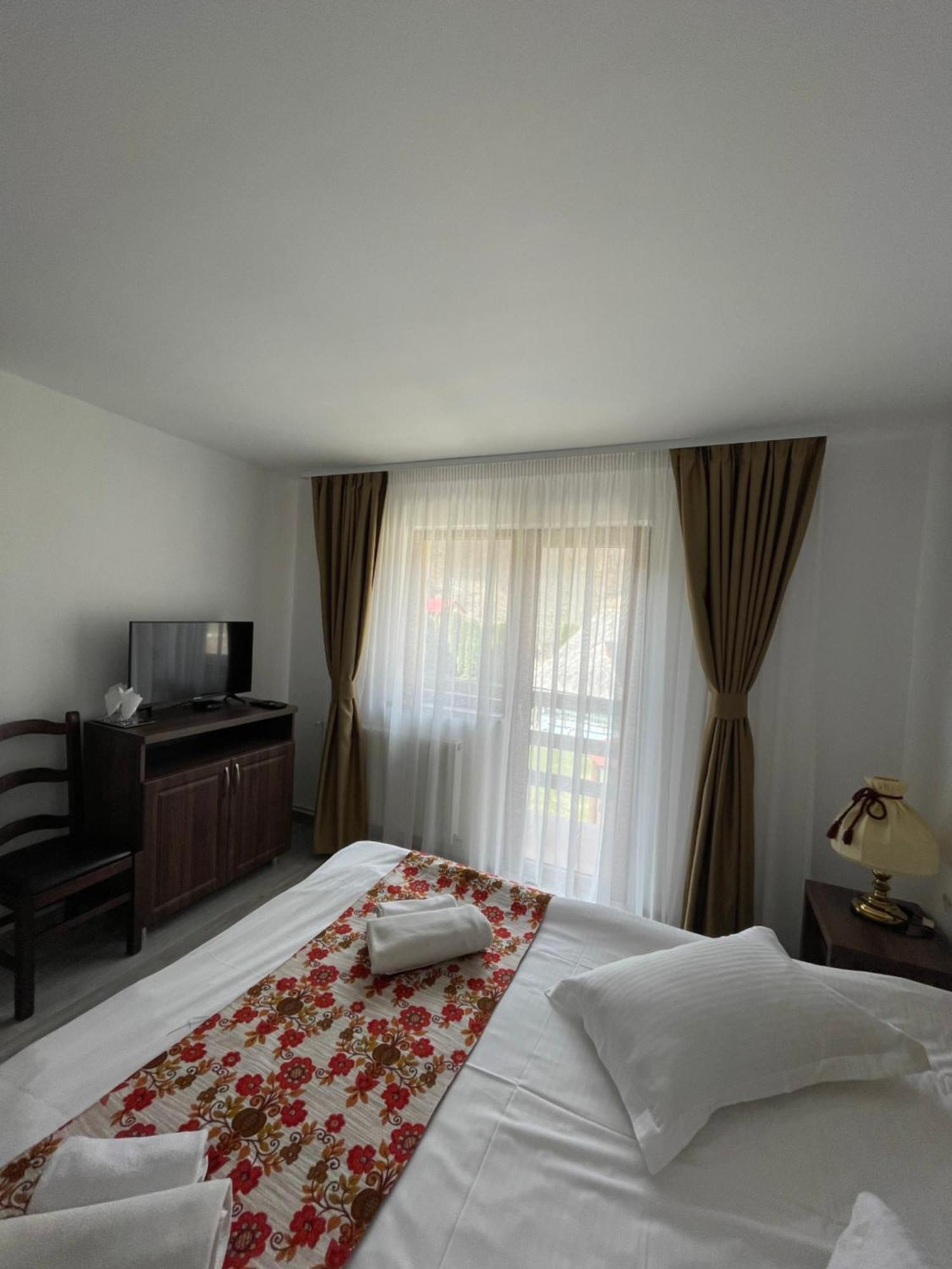 Green Mountain Resort Scrind-Frăsinet Dış mekan fotoğraf