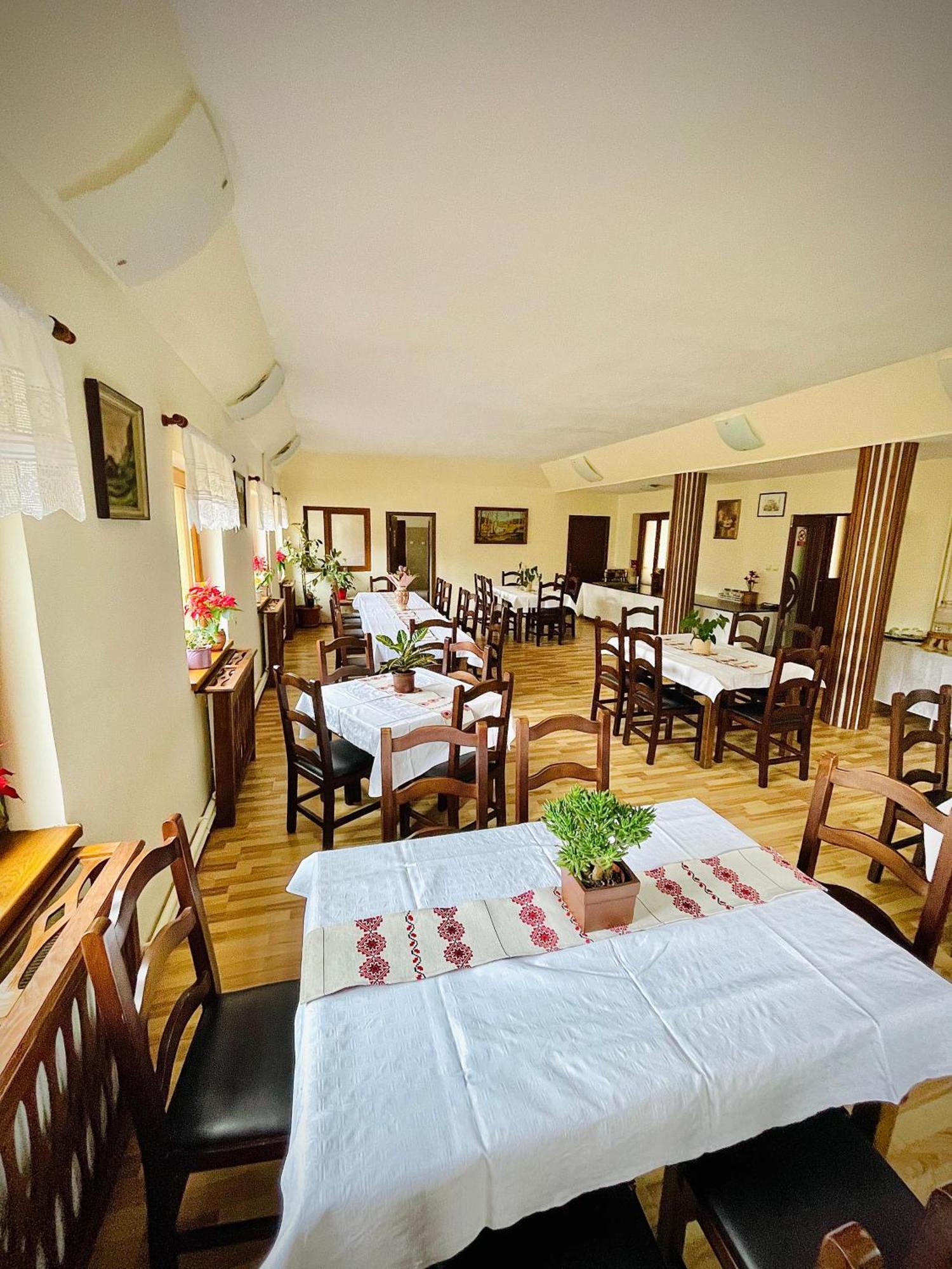 Green Mountain Resort Scrind-Frăsinet Dış mekan fotoğraf